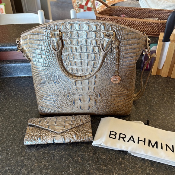 Brahmin Duxbury Satchel with Matching Wallet - Picture 1 of 2